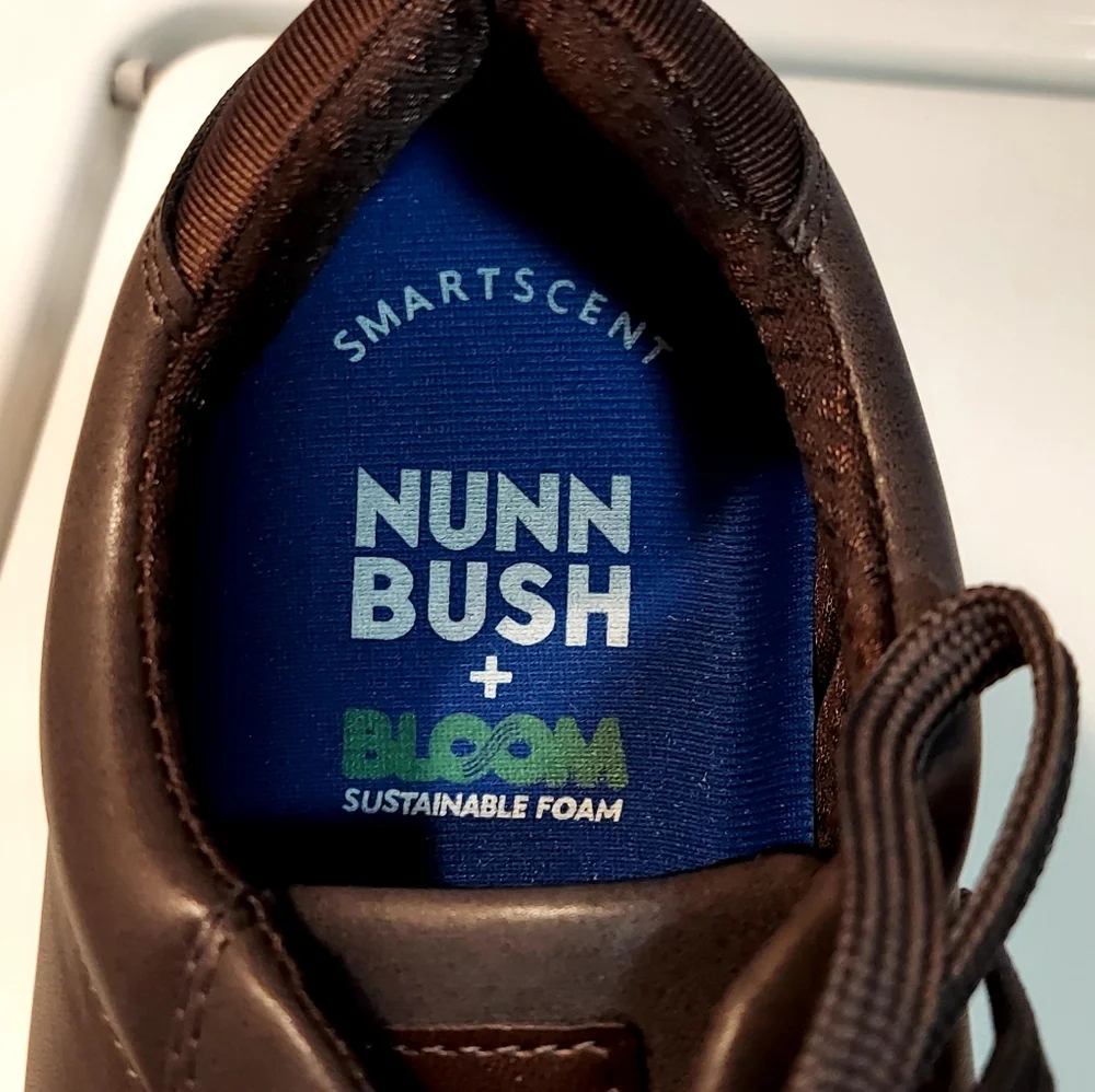 Nunn Bush hybrid dress